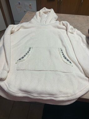 Cuddl Duds Fleece Hooded Pullover/Cozy Top